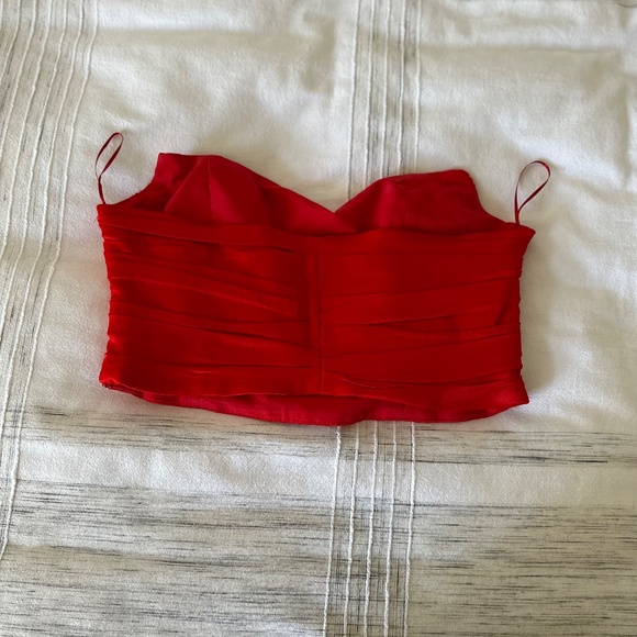 Zara SATIN EFFECT CROP TOP Size M Red BRAND NEW - Picture 3 of 6